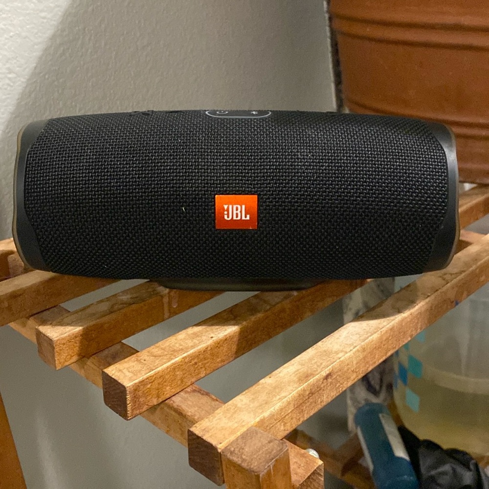 JBL speaker